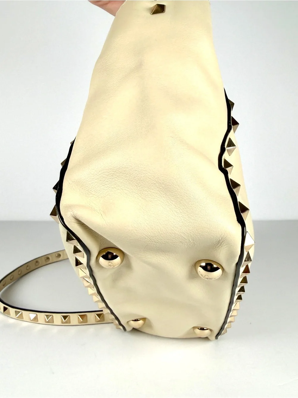 Valentino Garavani Compact Ivory Rockstud Tote Leather 2-Way Crossbody Full Set